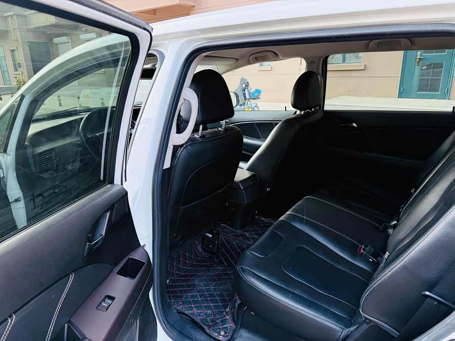 BYD e6 2017 #8 BYD e6 2017 car image #8