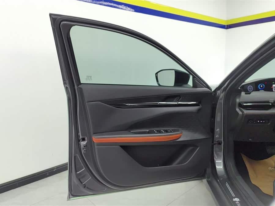 Changan UNI-V iDD 2023 #8 Changan UNI-V iDD 2023 car image #8