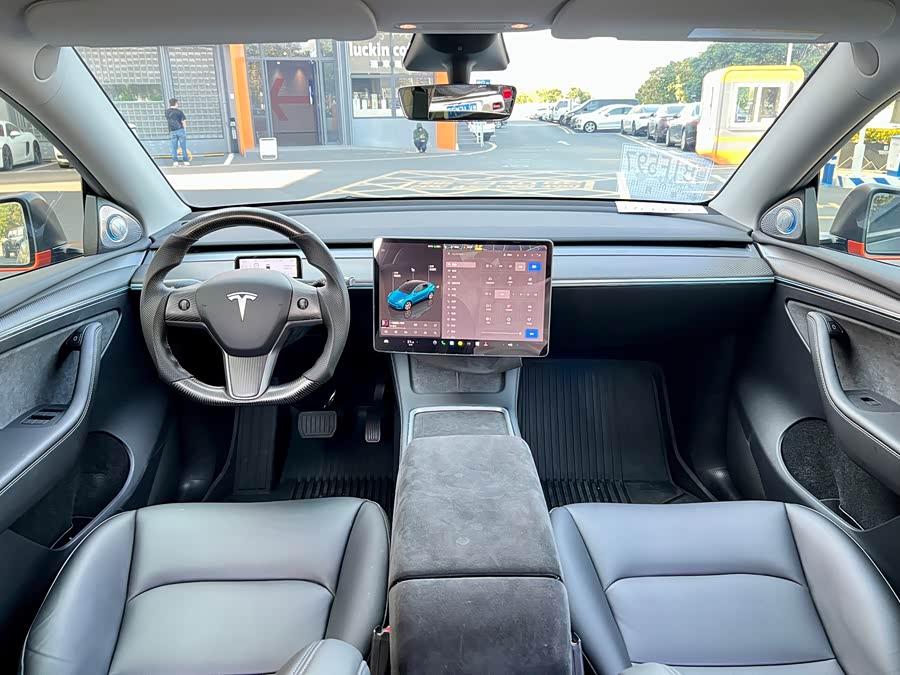 Tesla Model Y 2022 car image #8