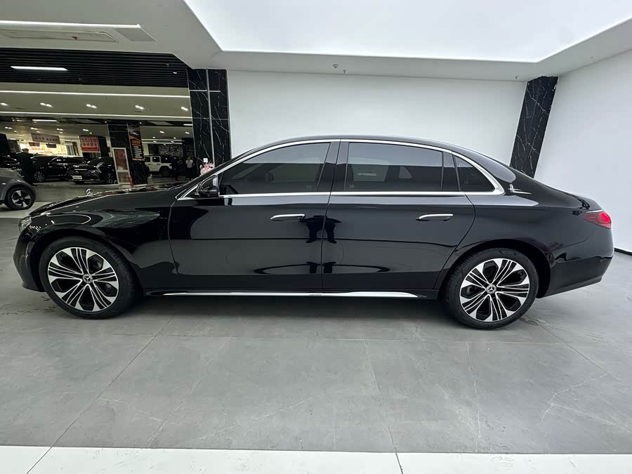 Mercedes-Benz E Class 2025 #8 Mercedes-Benz E Class 2025 car image #8