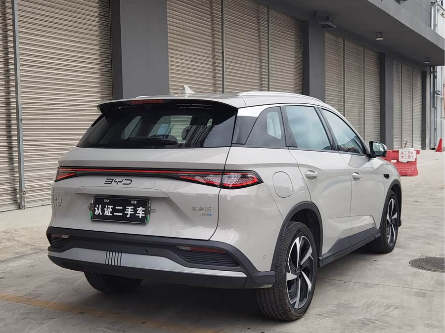 BYD Sea Lion 05 DM-i 2025 car image #8