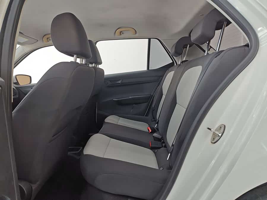 Skoda Fabia 2016 صورة سيارة #8