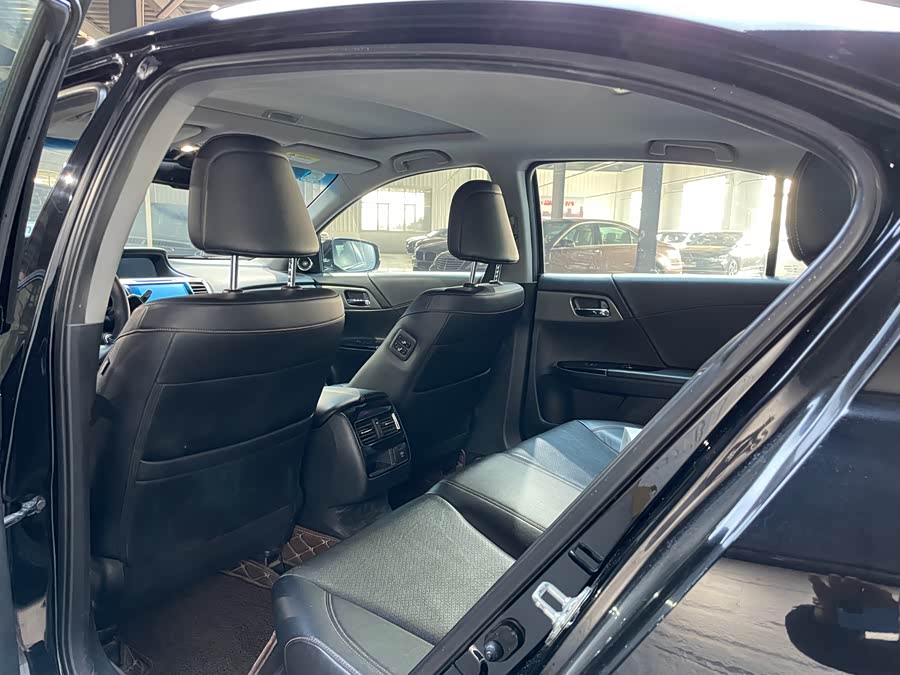 Honda Accord 2017 #8 Honda Accord 2017 car image #8