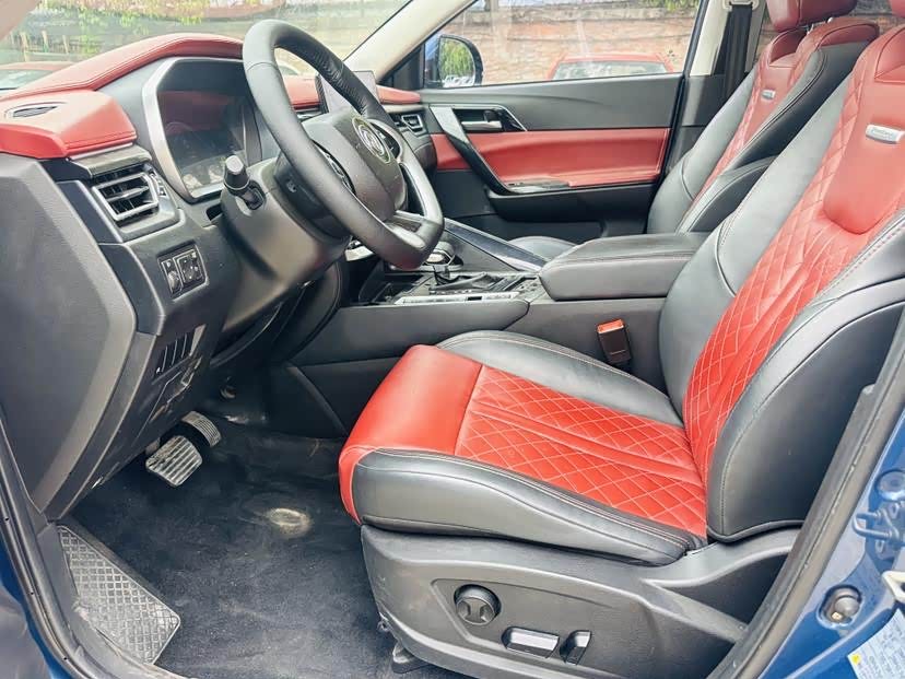 Forthing T5 2018 imagen de coche #8