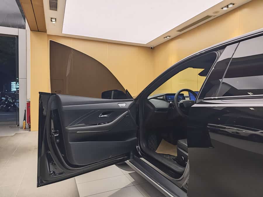 Deepal SL03 2024 car image #8