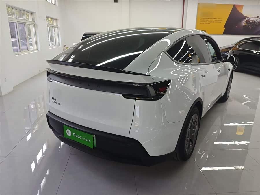 特斯拉 Model Y L 2025 汽车图片 #8