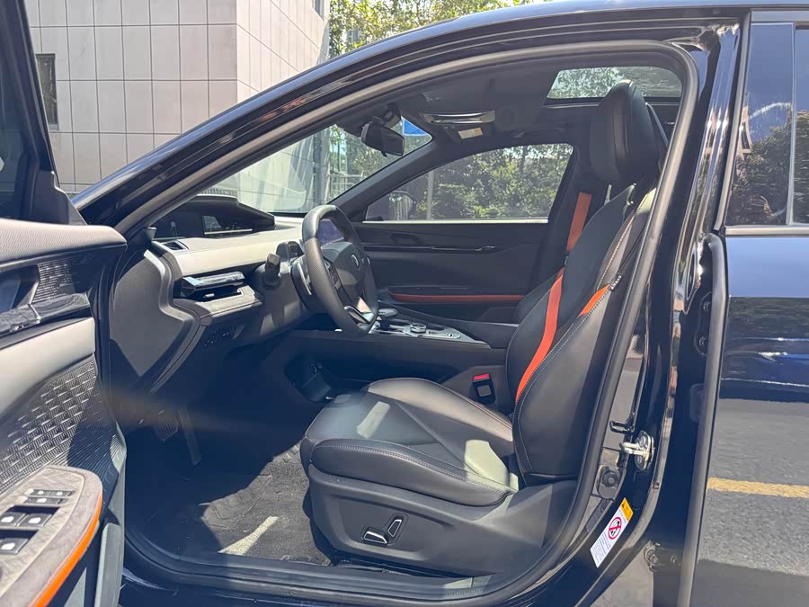 Changan UNI-V 2022 car image #8