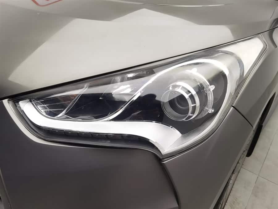 Hyundai Veloster 2014 #8 Hyundai Veloster 2014 car image #8