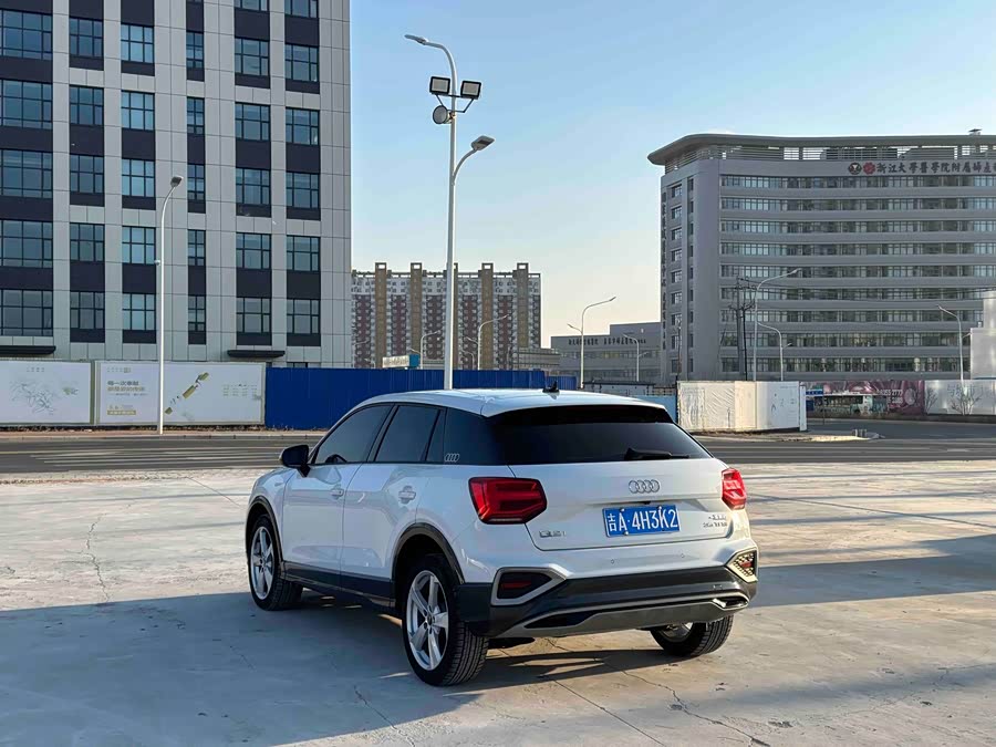 Audi Q2L 2022 #8 Audi Q2L 2022 car image #8