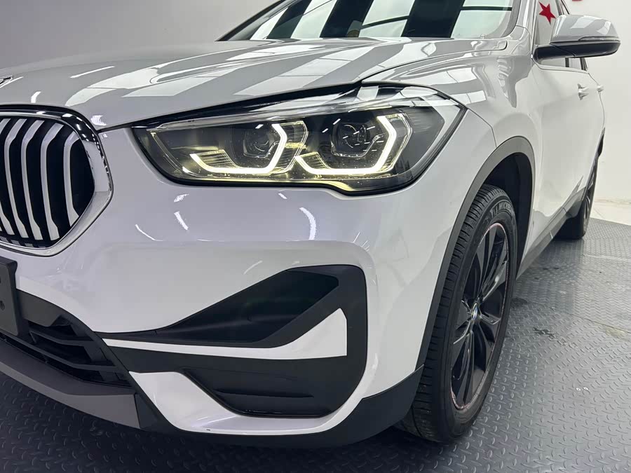 BMW X1 2021 car image #8