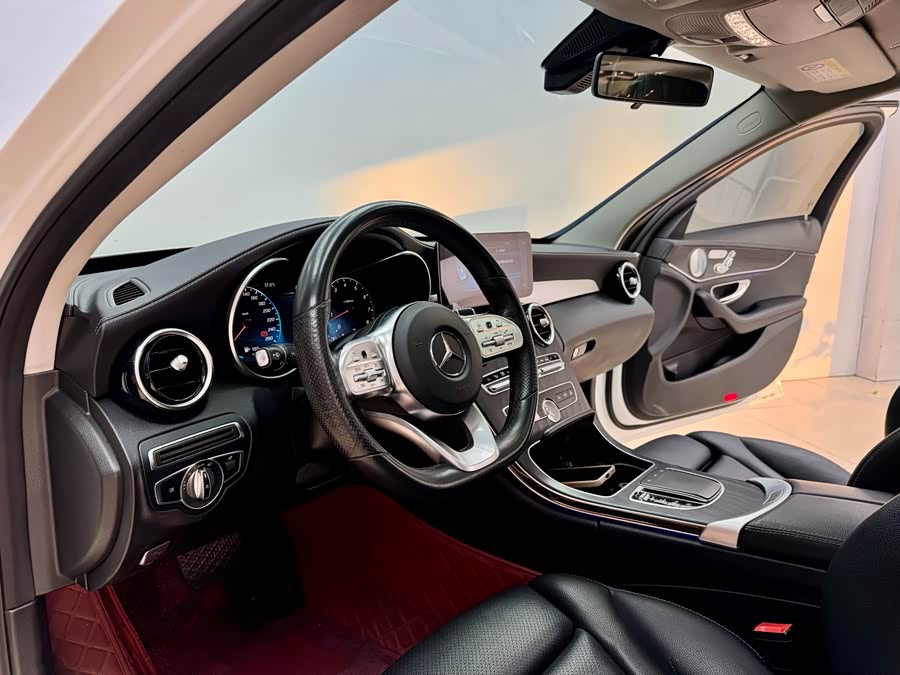 Mercedes-Benz C Class 2020 car image #8