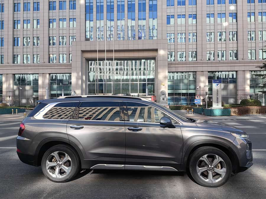 Hyundai Santa Fe 2019 #8 Hyundai Santa Fe 2019 car image #8