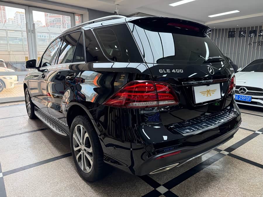 Mercedes-Benz GLE Class 2015 #8 Mercedes-Benz GLE Class 2015 car image #8