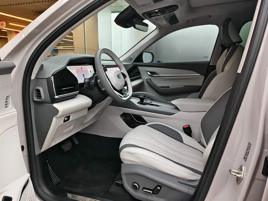 GEELY Monjaro 2024 car image #8
