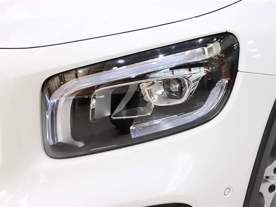 Mercedes-Benz GLB Class 2022 #8 Mercedes-Benz GLB Class 2022 car image #8