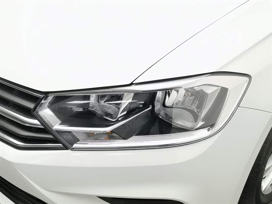 Volkswagen Bora 2022 car image #8