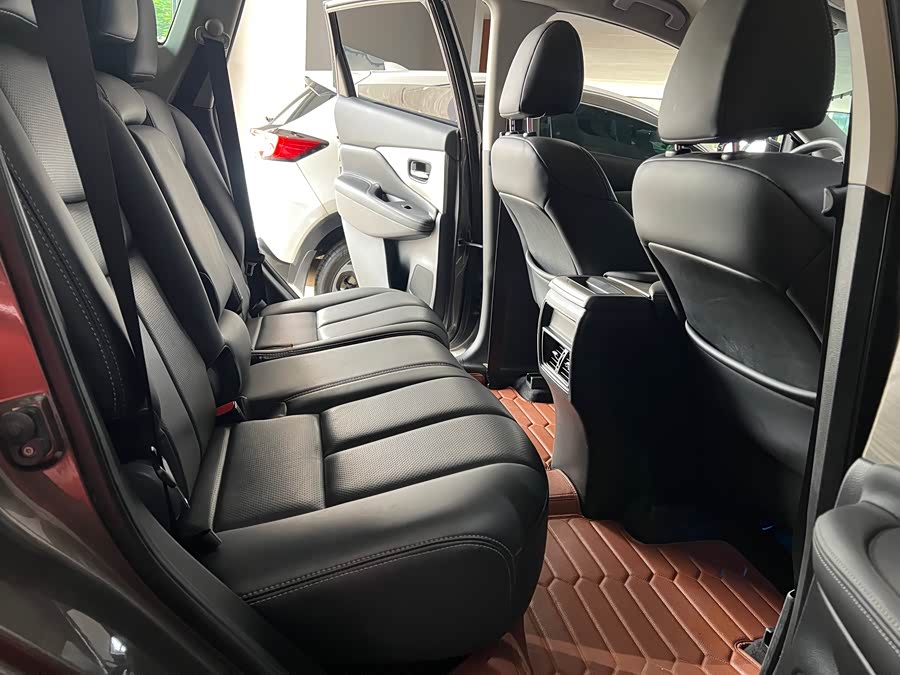 Nissan Murano 2023 изображение автомобиля #8