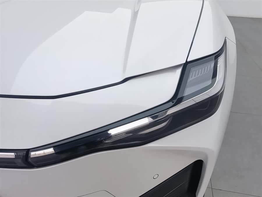 Toyota bZ3 2024 immagine di auto #8