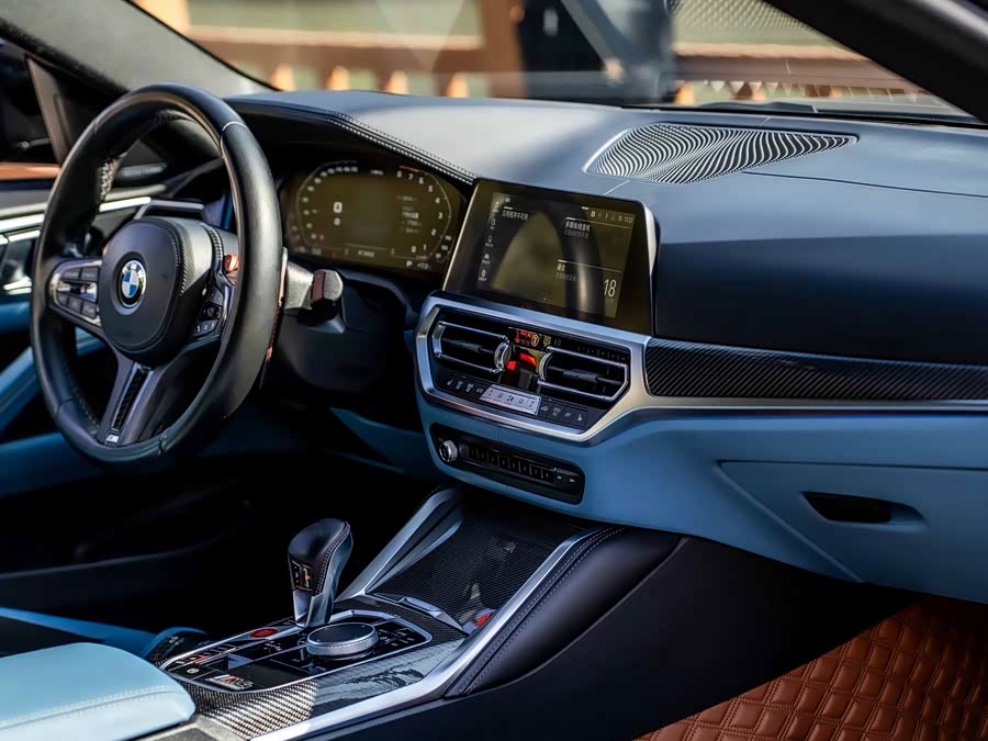 BMW M4 2021 car image #8