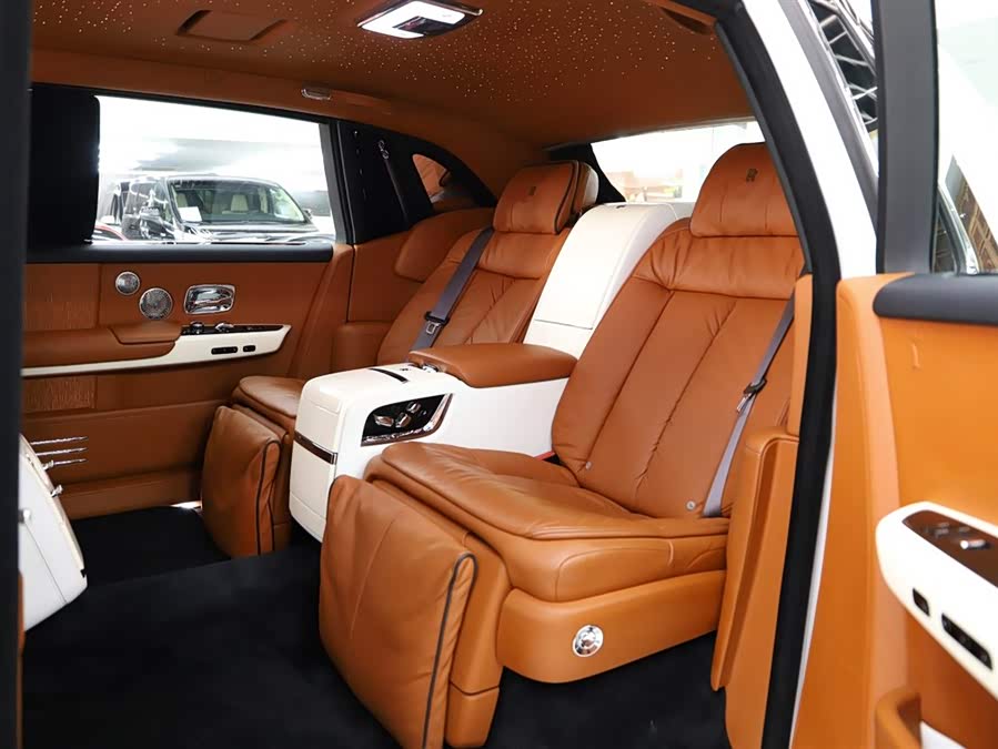 劳斯莱斯 幻影 2018 #8 劳斯莱斯 幻影 2018 汽车图片 #8