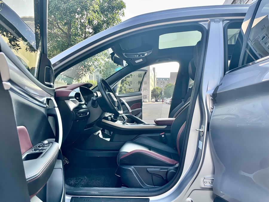 GEELY Coolray 2020 car image #8