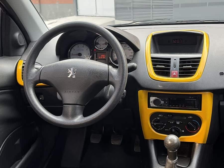 标致 标致207 2013 汽车图片 #8