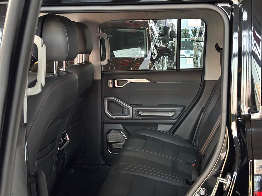 Jetour Traveller 2023 car image #8