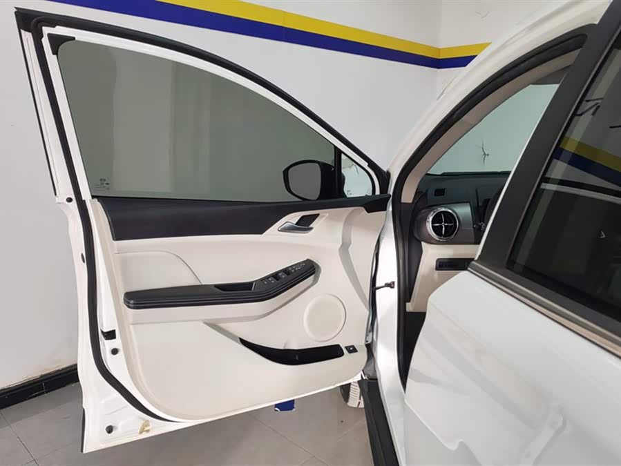 BYD Yuan Pro 2021 car image #8