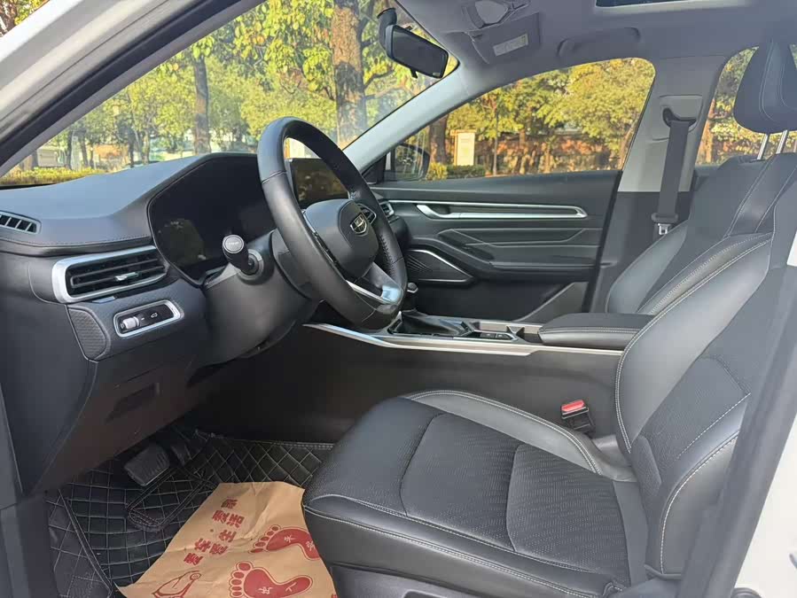 GEELY Emgrand 2021 #8 GEELY Emgrand 2021 car image #8