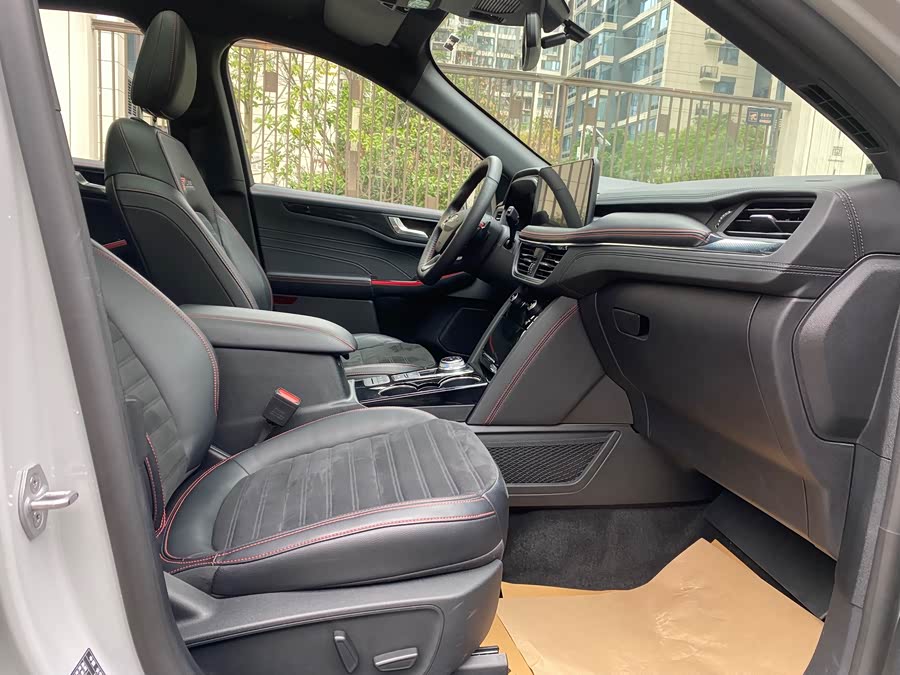 Ford Escape 2023 immagine di auto #8