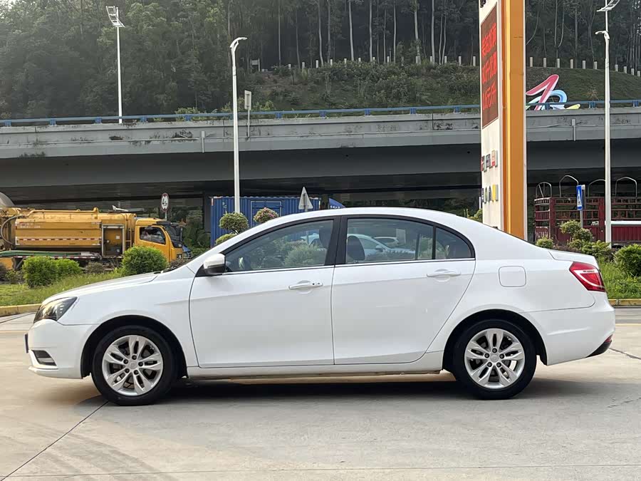 GEELY Emgrand 2016 #8 GEELY Emgrand 2016 car image #8