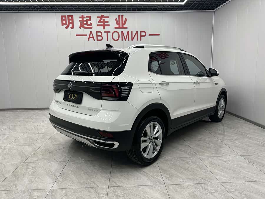 Volkswagen T-Cross 2021 #8 Volkswagen T-Cross 2021 car image #8