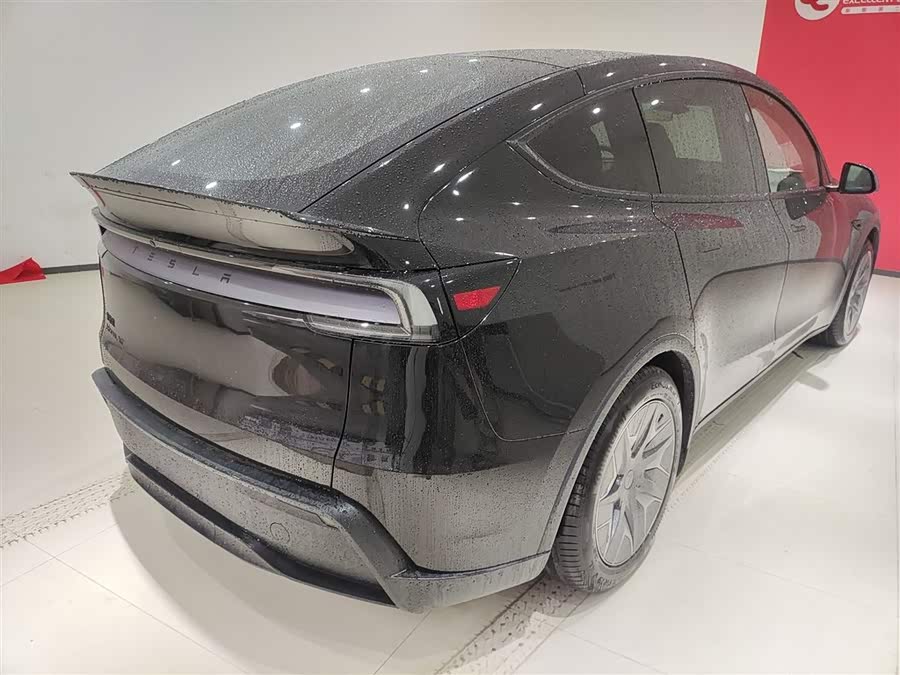 特斯拉 Model Y L 2025 汽车图片 #8
