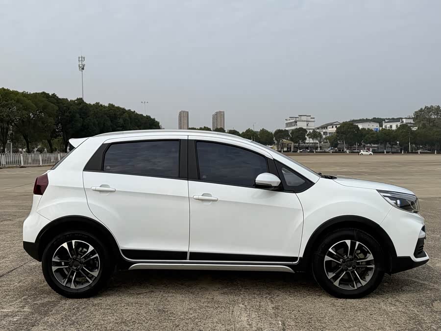 GEELY Vision X3 2020 car image #8