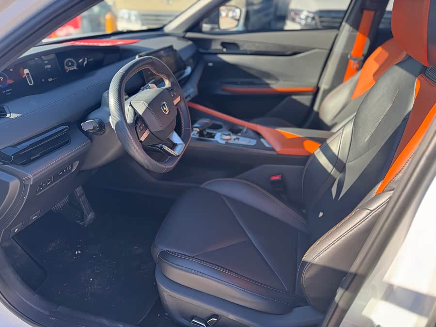 Changan UNI-V 2022 #8 Changan UNI-V 2022 car image #8