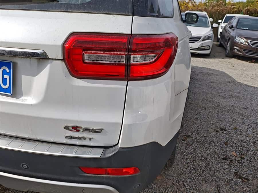 Changan CS95 2018 car image #8