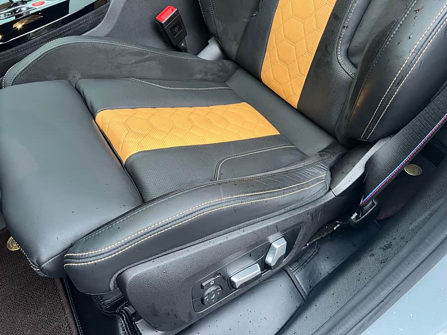 BMW X4 M 2023 car image #8