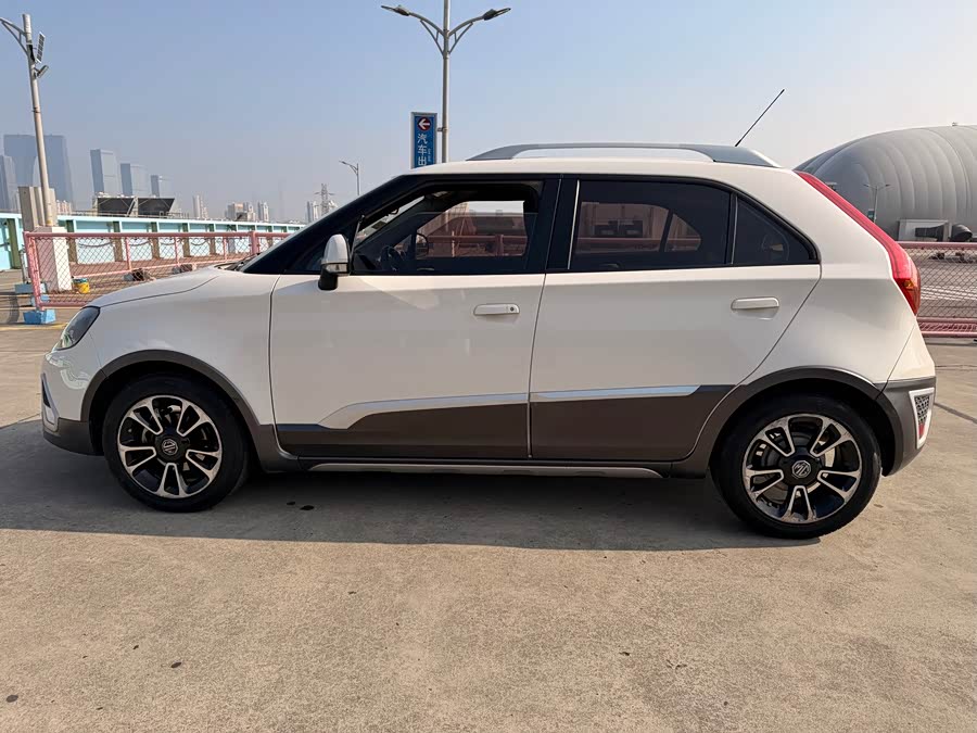 MG 3 SW 2016 car image #8