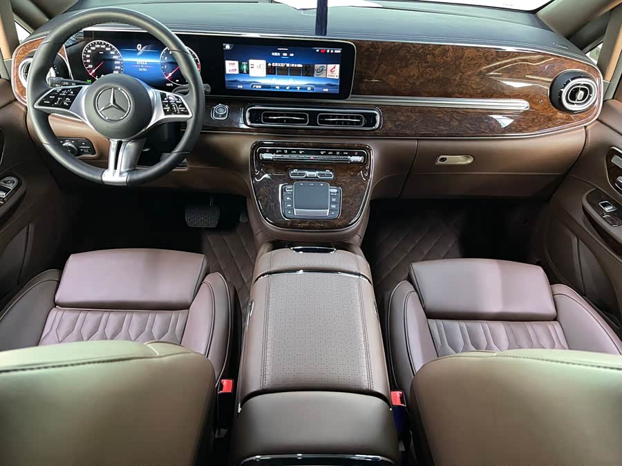 Mercedes-Benz V Class 2025 car image #8