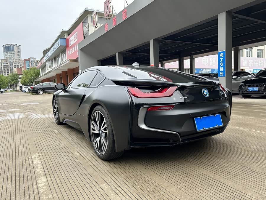 BMW i8 2018 car image #8