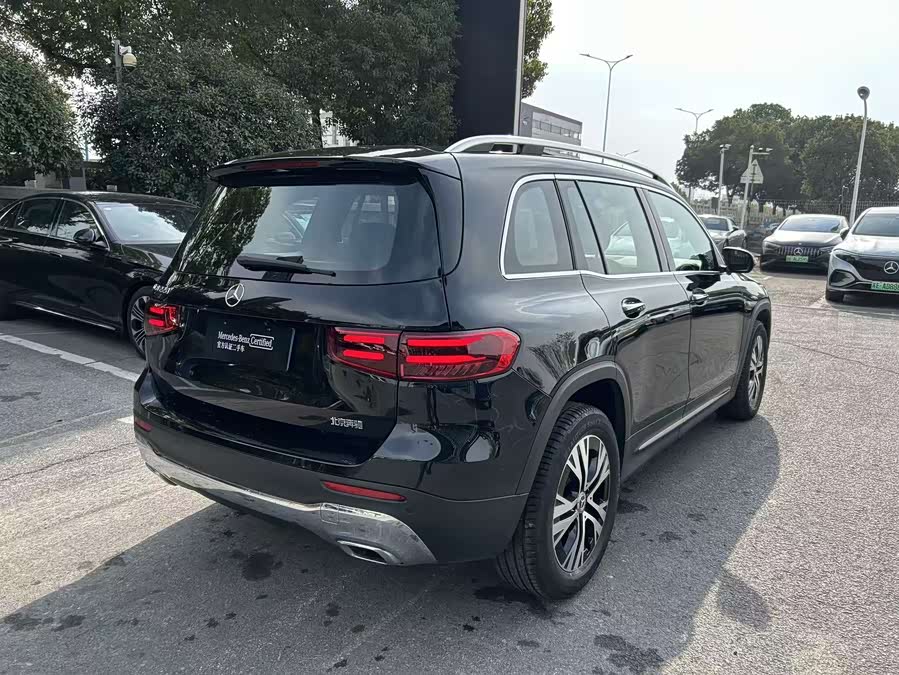 Mercedes-Benz GLB Class 2025 immagine di auto #8