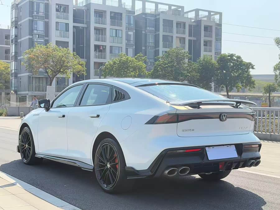 Changan UNI-V 2023 car image #8