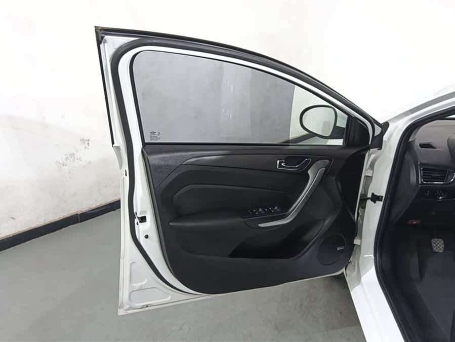 Chery 2018 car image #8