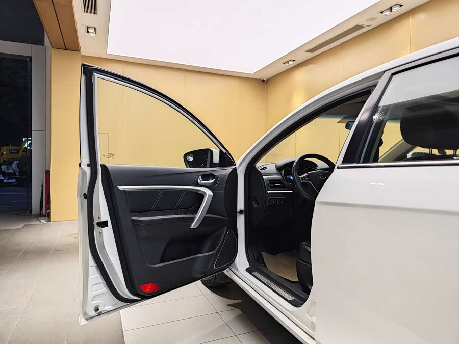GEELY Emgrand 2017 #8 GEELY Emgrand 2017 car image #8