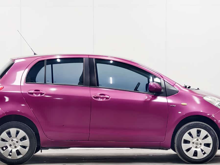 Toyota Yaris 2011 imagem de carro #8