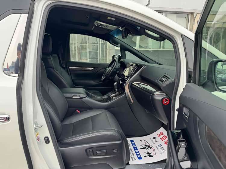Toyota Alphard 2019 #8 Toyota Alphard 2019 car image #8
