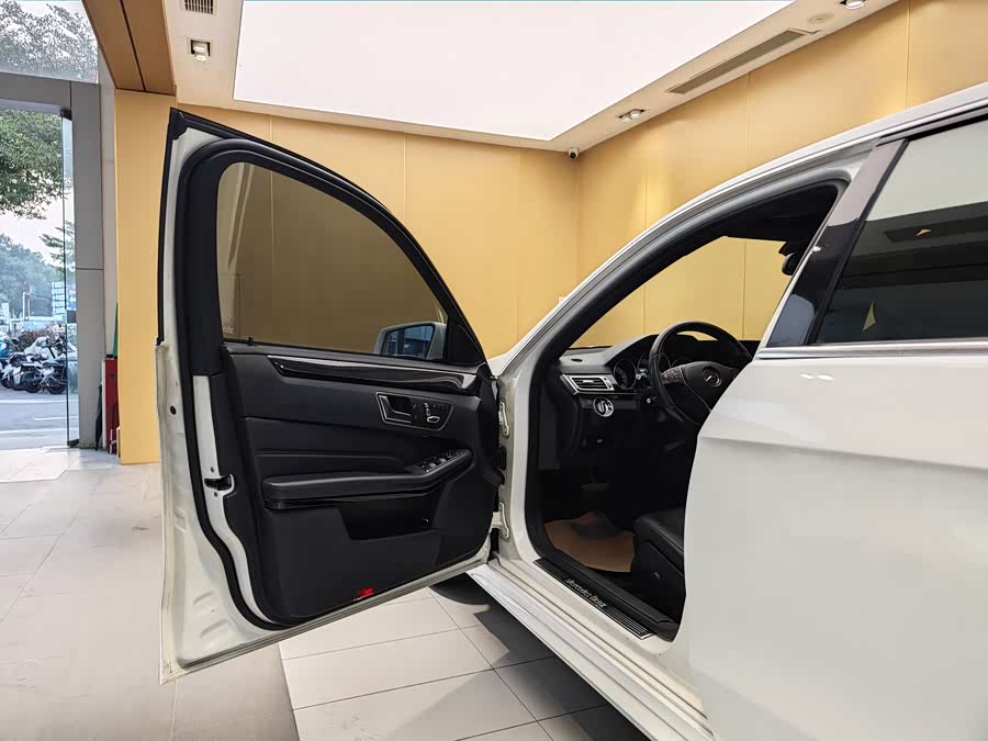Mercedes-Benz E Class 2015 #8 Mercedes-Benz E Class 2015 car image #8
