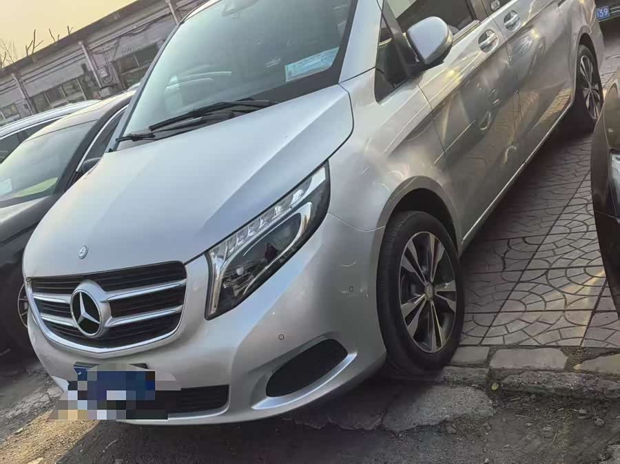 Mercedes-Benz V Class 2016 car image #8