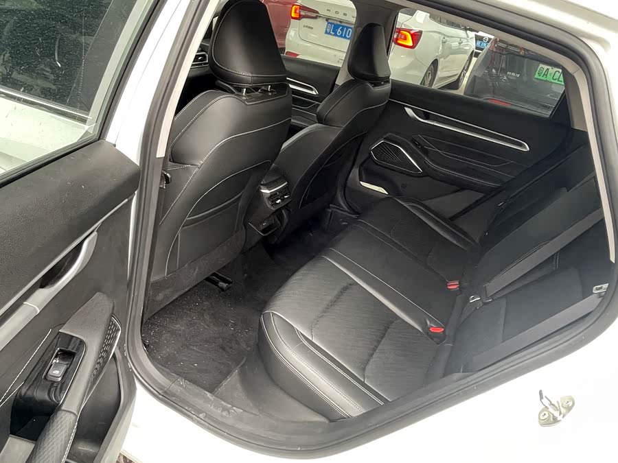 GEELY Emgrand 2023 #8 GEELY Emgrand 2023 car image #8