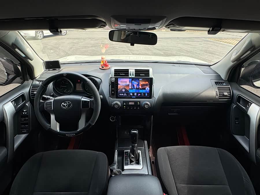 Toyota 2018 car image #8